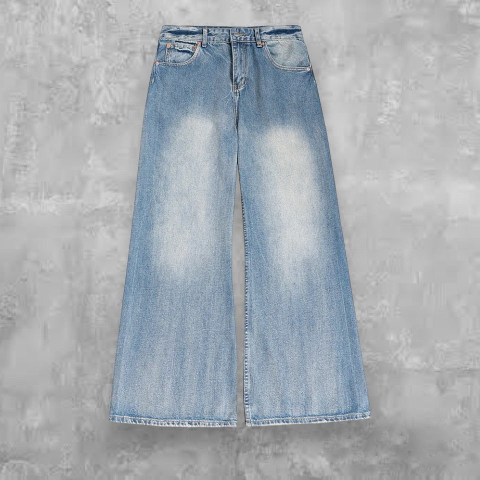 “The Baggy” Light Denim
